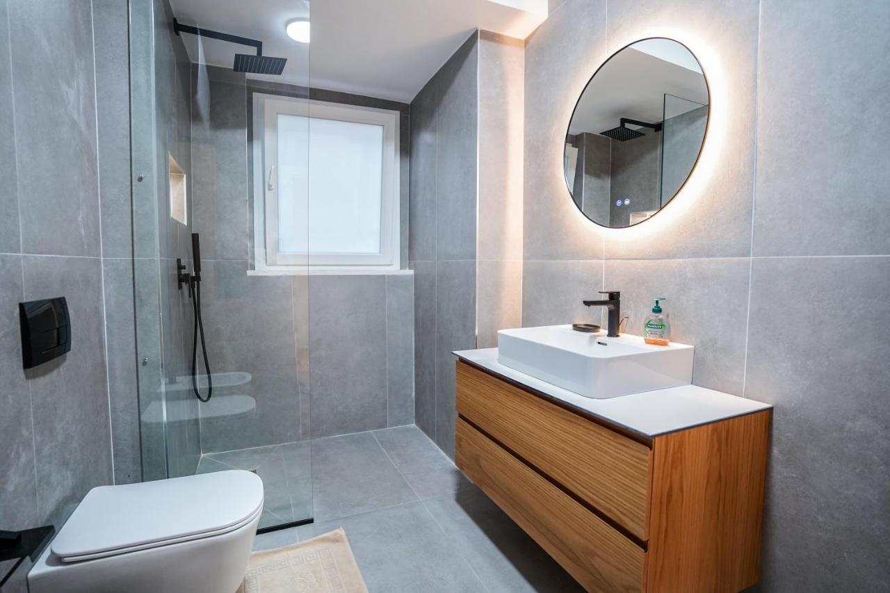 Hidden Gem Tirana 2Br Comfort In Historic Zone Bagian luar foto