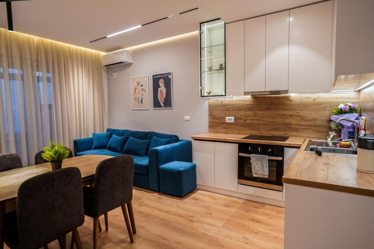 Hidden Gem Tirana 2Br Comfort In Historic Zone Bagian luar foto