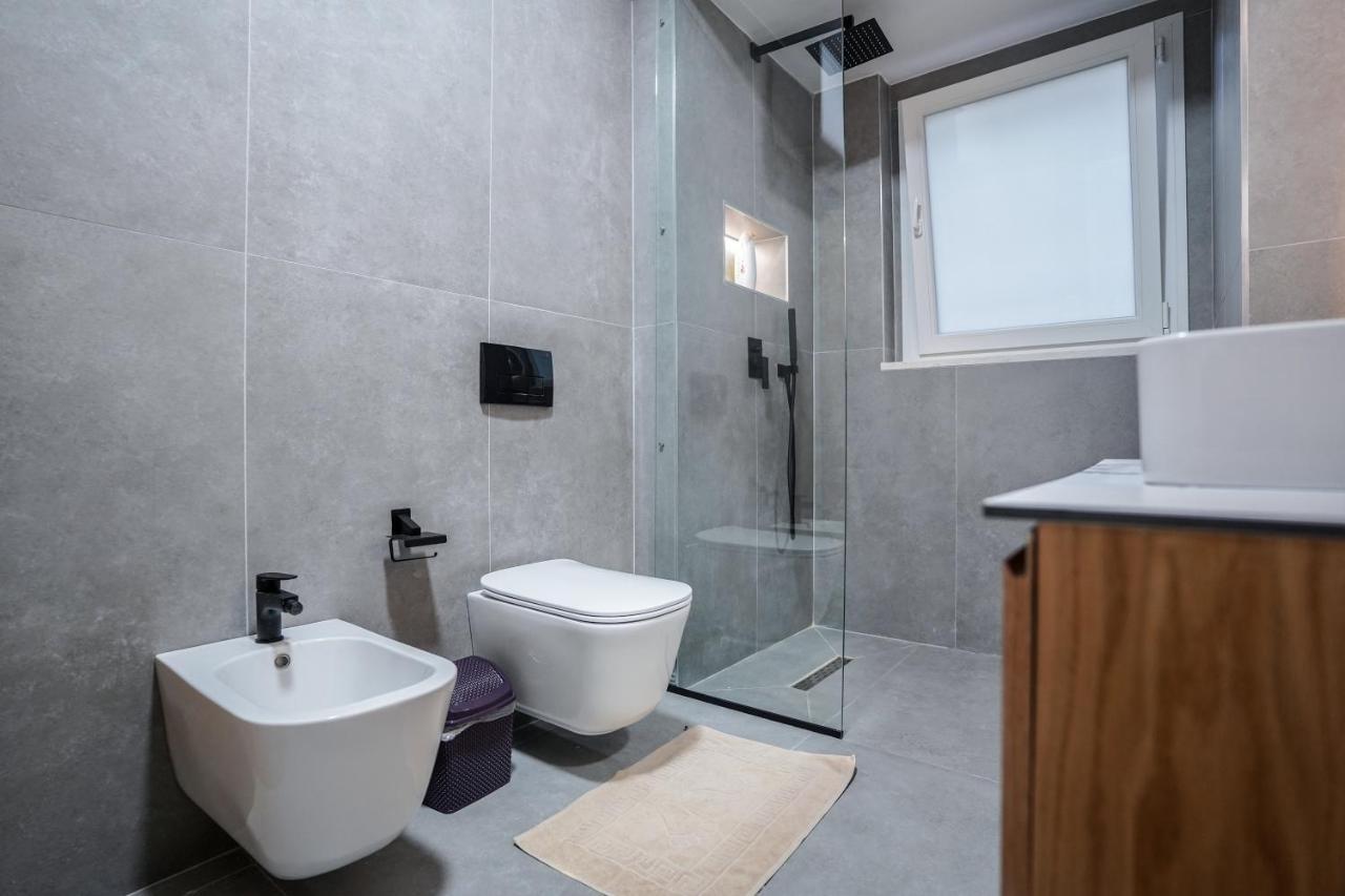 Hidden Gem Tirana 2Br Comfort In Historic Zone Bagian luar foto